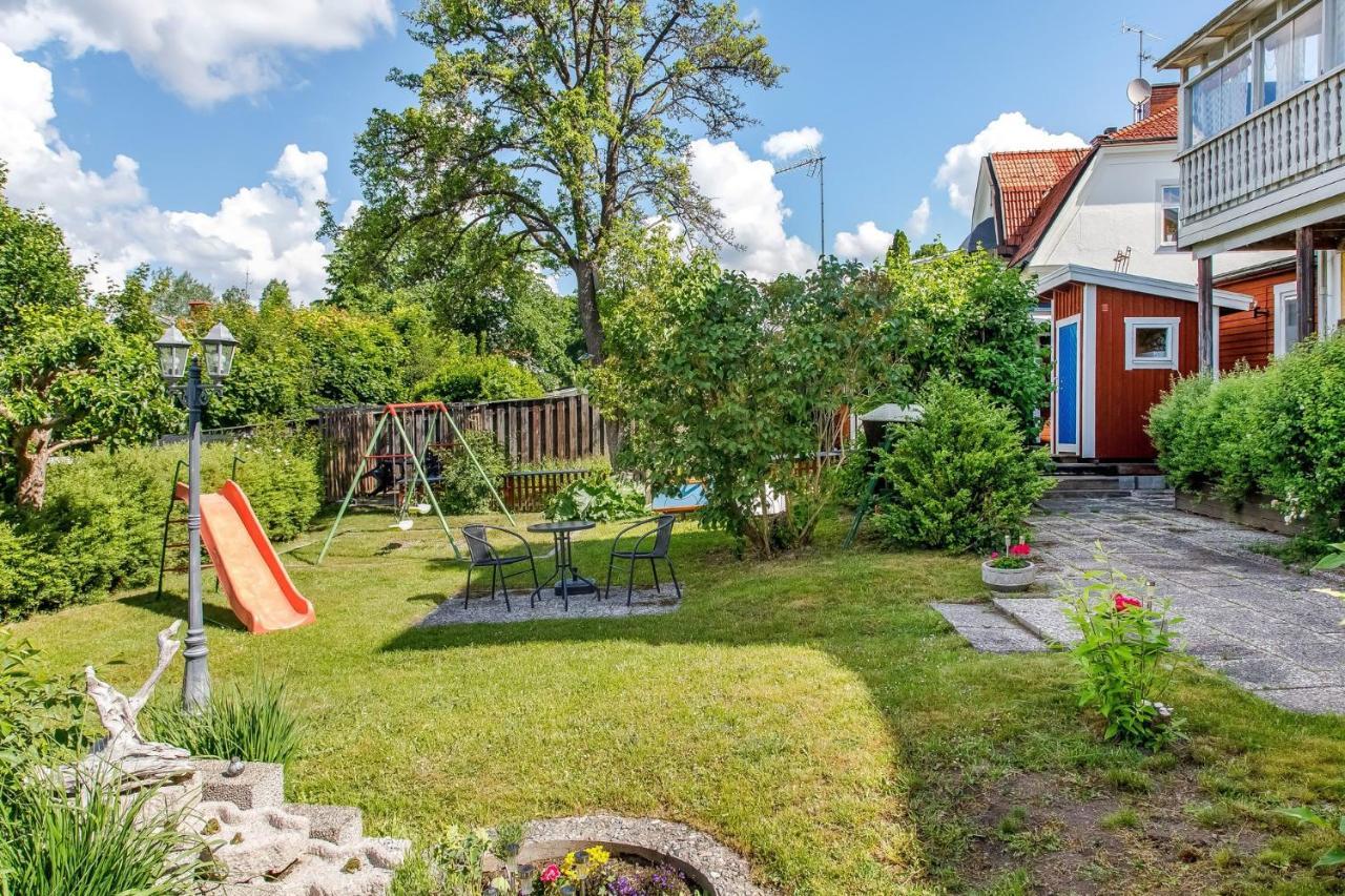 Simple Little Cottage In A Cozy Courtyard In Vimmerby Esterno foto